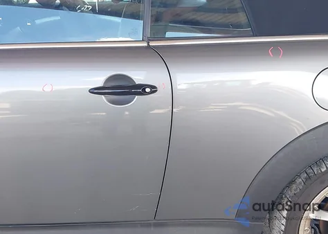 2010 Mini Cooper S from USA, damaged, VIN WMWMS3C57ATY51102